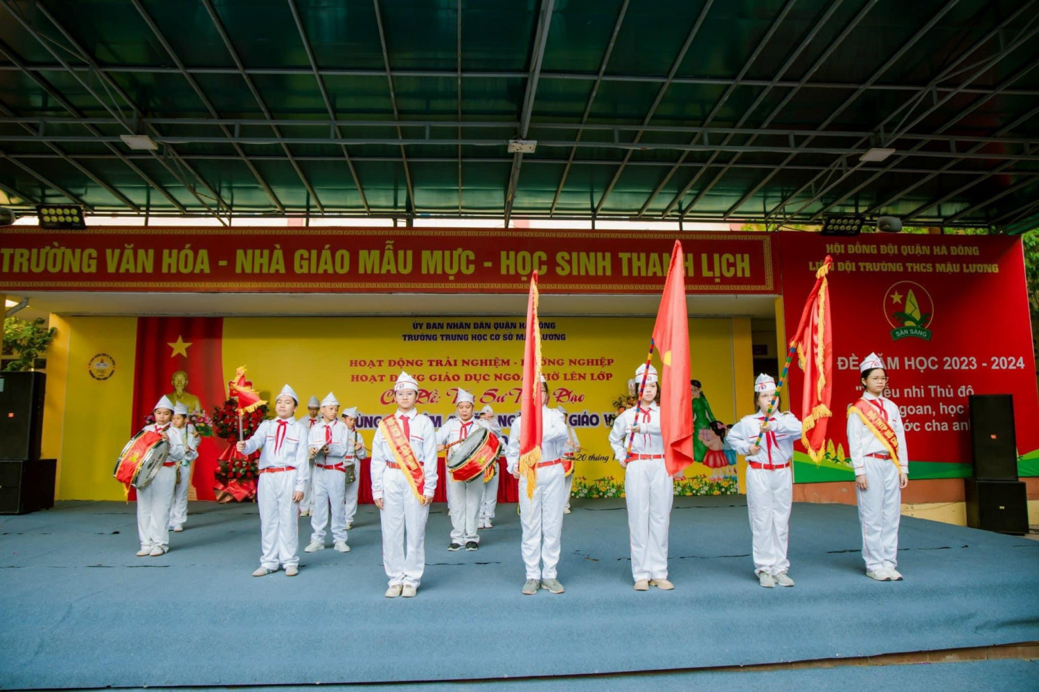 Chào mừng kỷ niệm 41 năm Ngày nhà giáo Việt Nam (20/11/1982 - 20/11/2023)