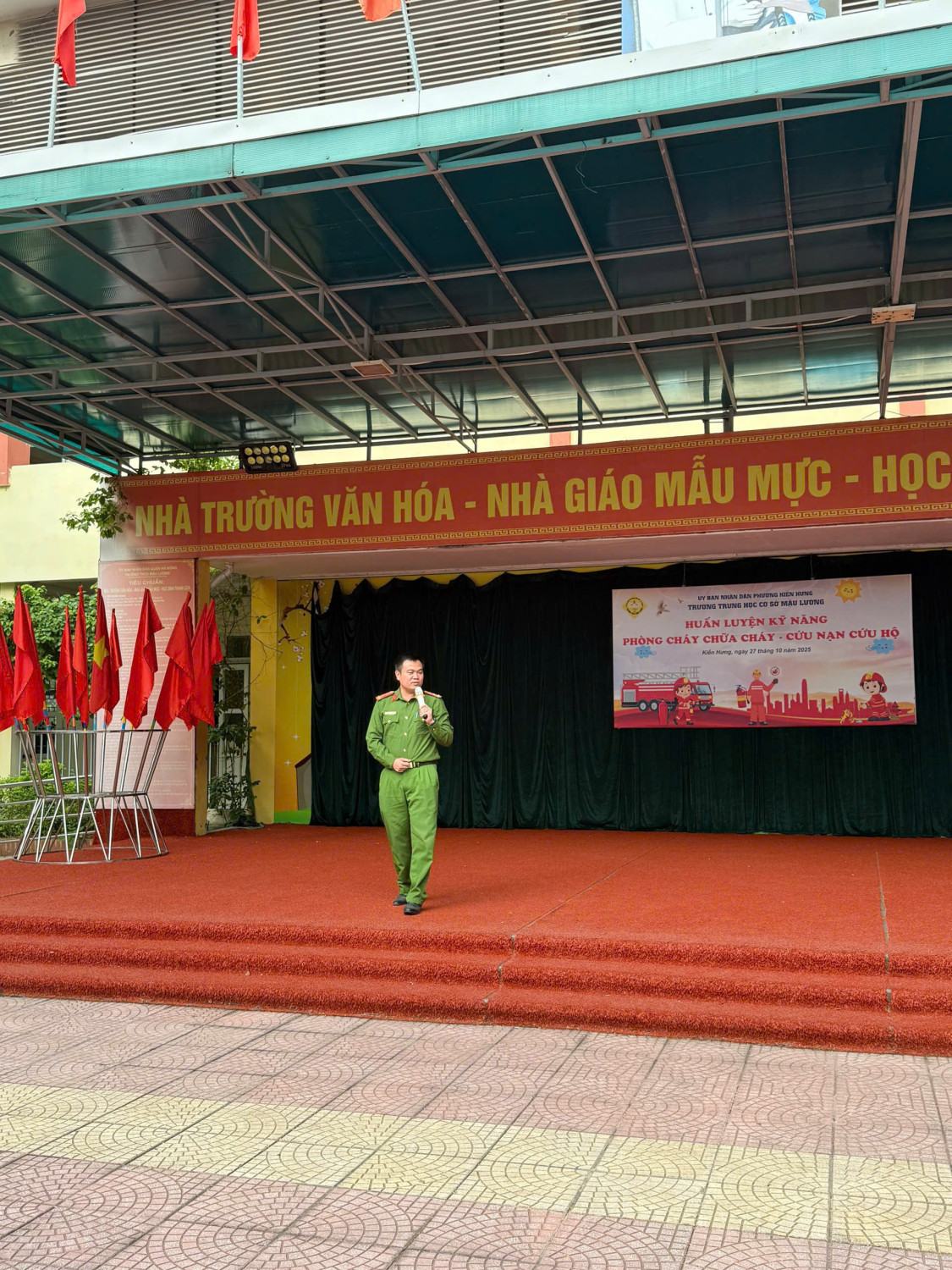 z7162978005212 4e9a1013e91a585a50382d581d244e0d