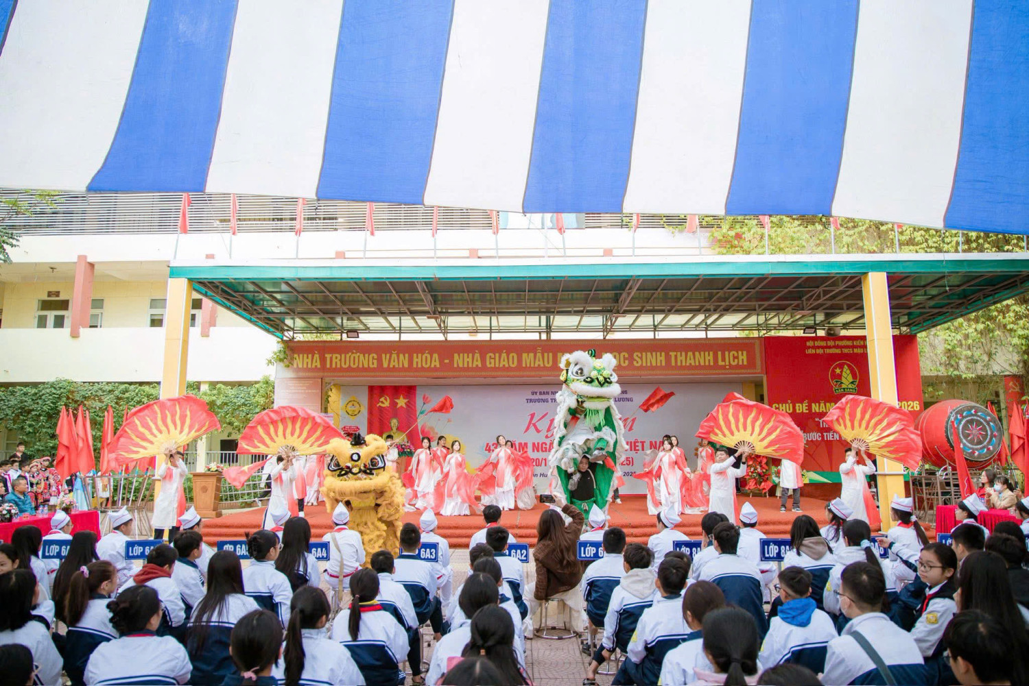 THẦY CÔ – NGUỒN SÁNG DẪN LỐI TRI THỨC