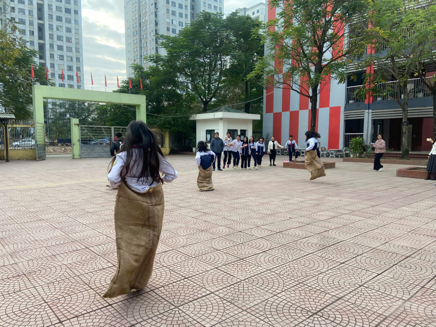 gen h z7336103448781 d2137630c6df25b42fcaa64d9002665b