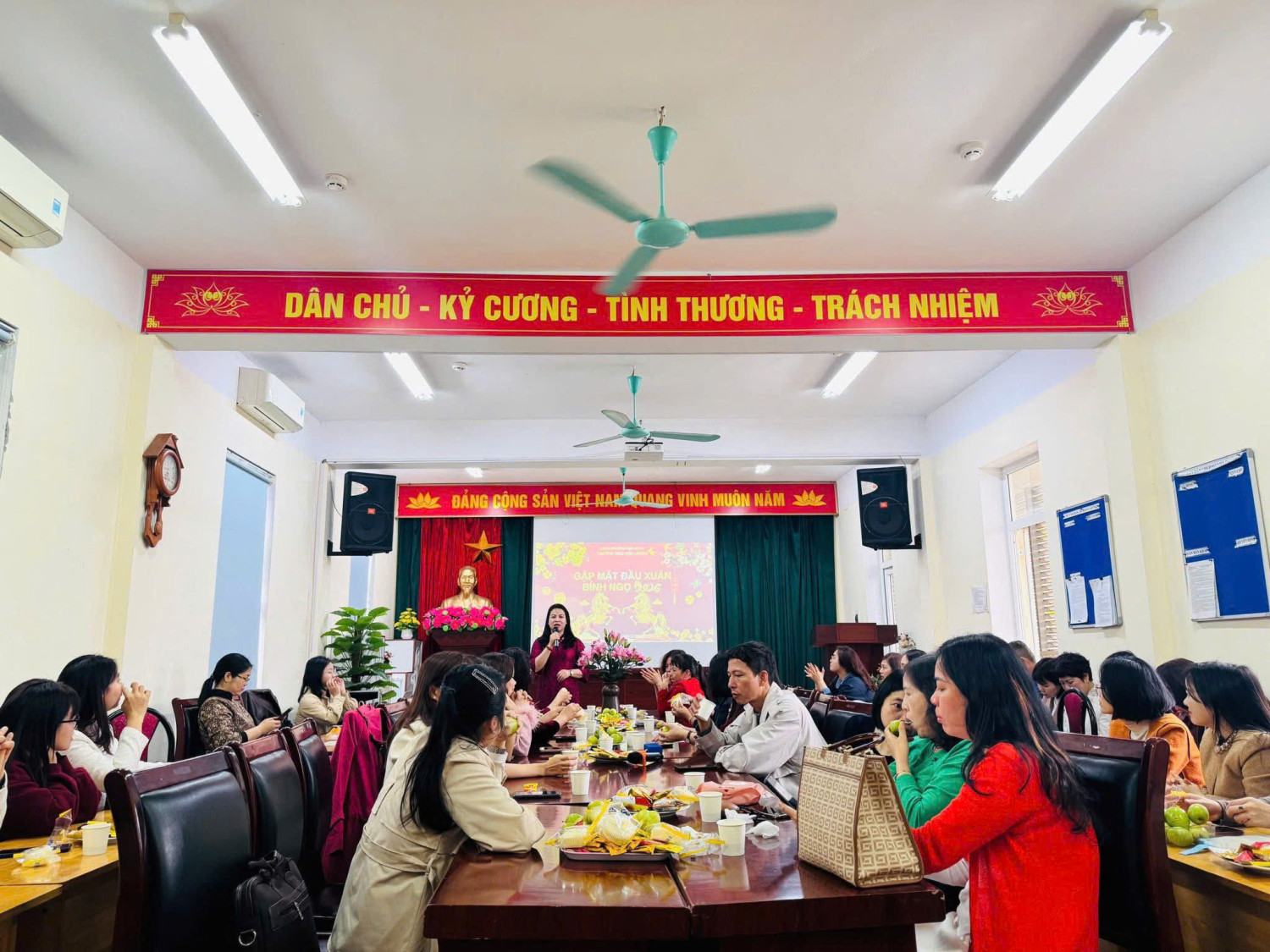 RỘN RÀNG GẶP MẶT ĐẦU XUÂN BÍNH NGỌ – LAN TỎA NIỀM VUI, KẾT NỐI YÊU THƯƠNG