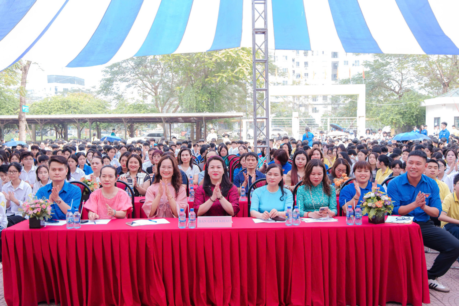 gen o z7679258426743 fa709a4d830611f4e4ba3c3f2c0bb251